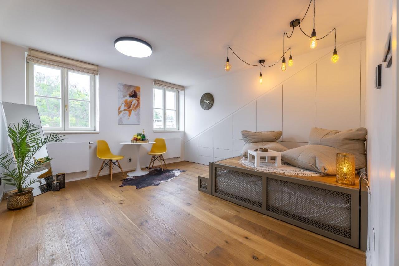 Luxurious, Charming Studio Perfect For Couples Praga Esterno foto