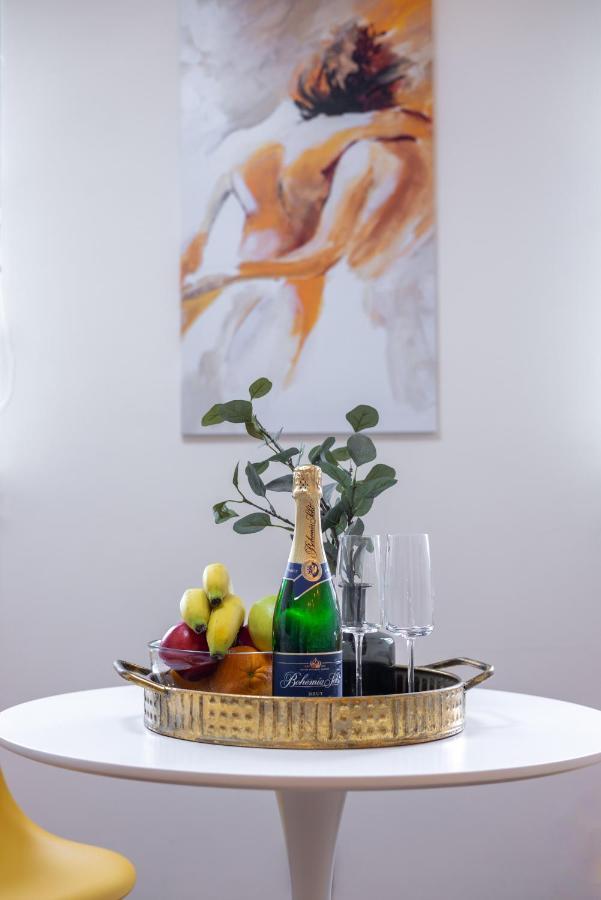 Luxurious, Charming Studio Perfect For Couples Praga Esterno foto